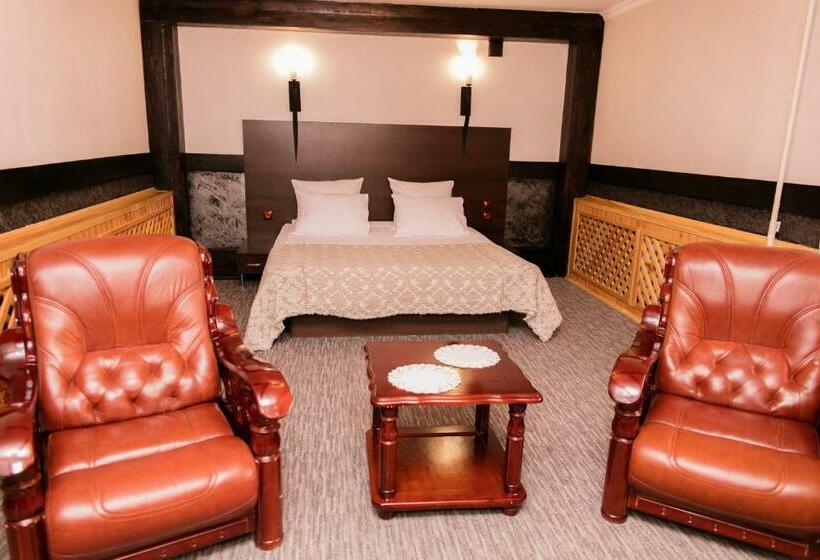 آپارتمان 1 خوابه, Gostinyi Dvor Galirad