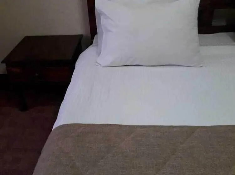 اتاق استاندارد, Gostinyi Dvor Galirad