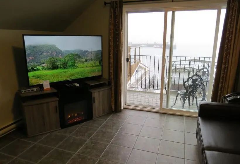 1 Schlafzimmer Apartment, Dockside Suites