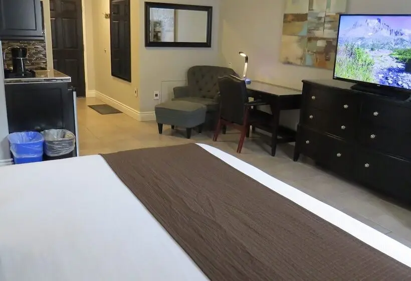 Junior Suite, Dockside Suites