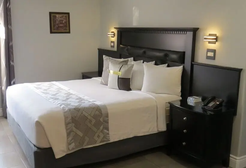 Junior Suite, Dockside Suites