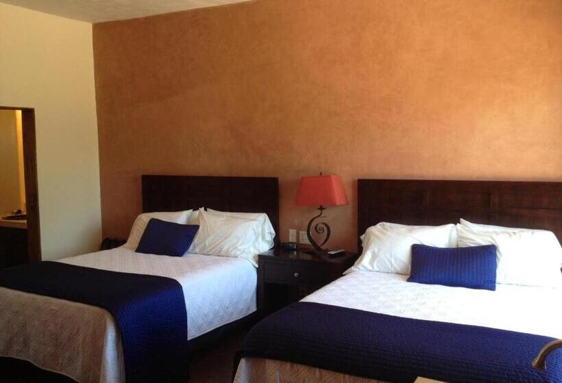 غرفة قياسية, La Posada Pintada