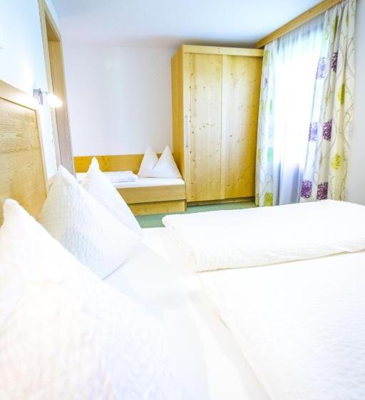 شقة غرفتين نوم مزودة بشُرفة, Nöglhof