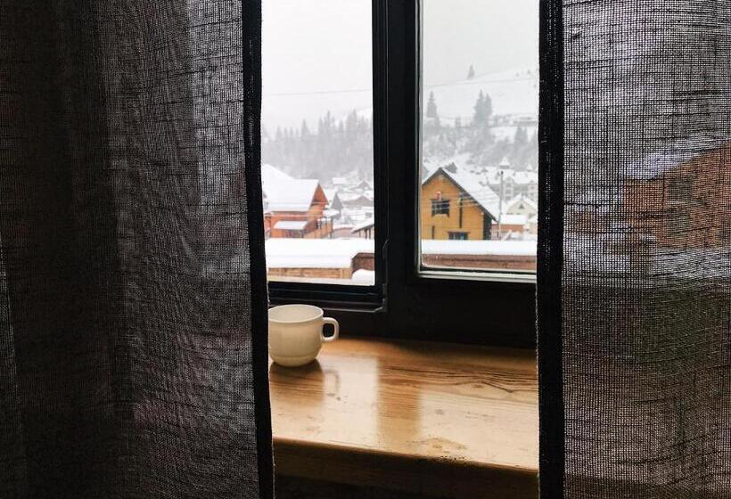 سوییت با چشمانداز کوه, гук ресторанно готельний комплекс