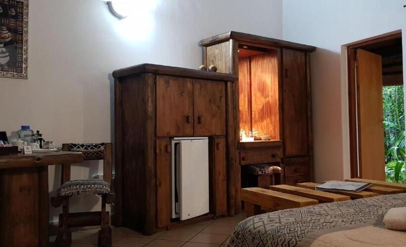 Chambre Supérieure Vue Jardin, African Ambience Guest House