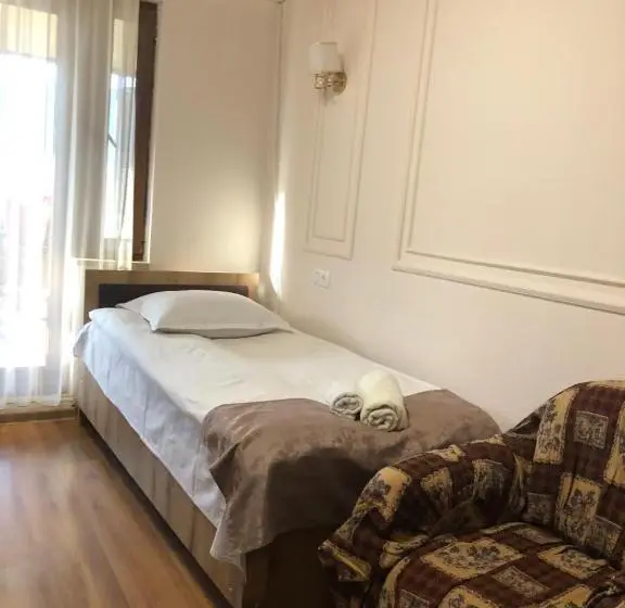 اتاق استاندارد یک نفره, Guest House Anahit Ijevan
