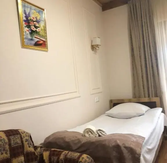 اتاق استاندارد یک نفره, Guest House Anahit Ijevan