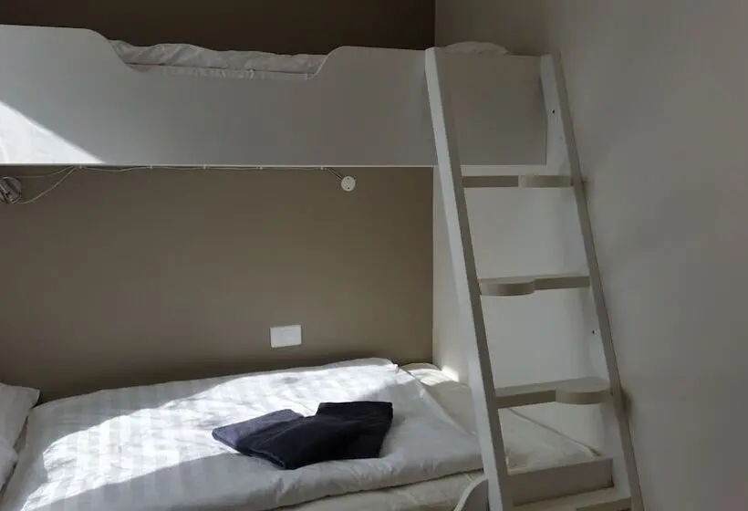 اتاق اکونومی با حمام مشترک, Laugar Guesthouse