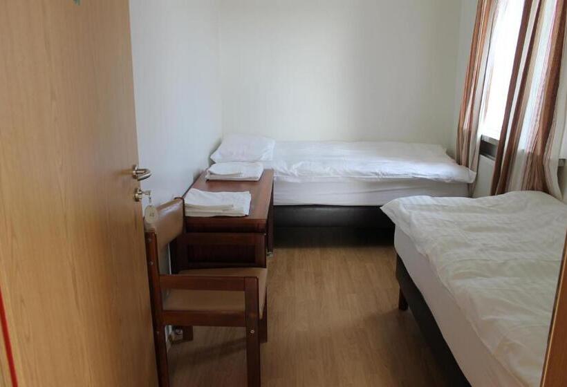 اتاق استاندارد, The Nest