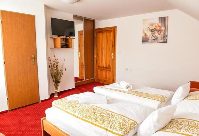 غرفة قياسية, Villa Felicity