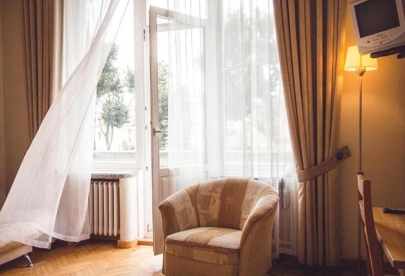 اتاق استاندارد یک نفره, Villa Kaunensis