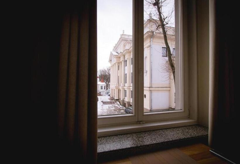 اتاق استاندارد, Villa Kaunensis