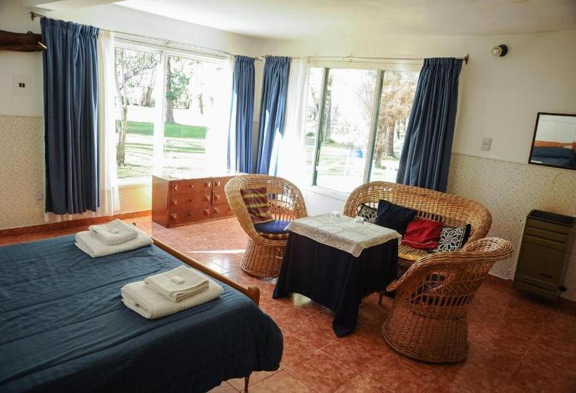 غرفة سوبيريور مطلّة علي النهر, Hostería Chimehuin