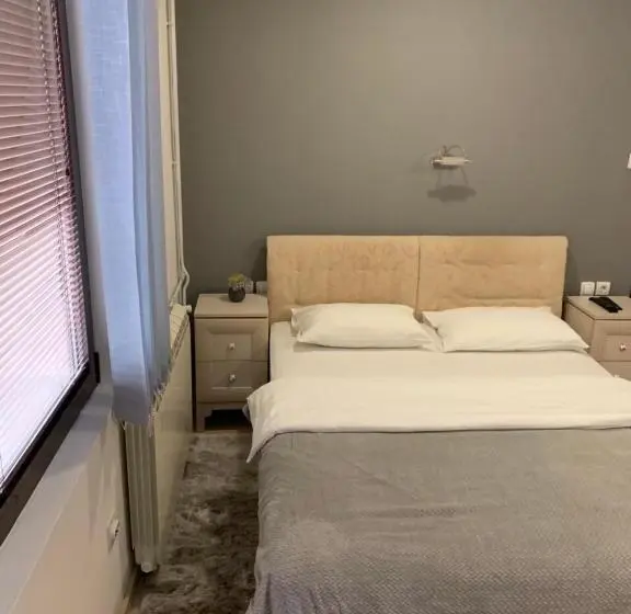 اتاق استاندارد اینتریور, Rooms Sanja