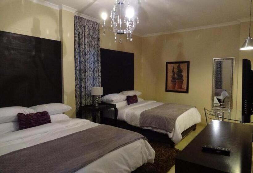 חדר משפחתי, Salsabeel Boutique