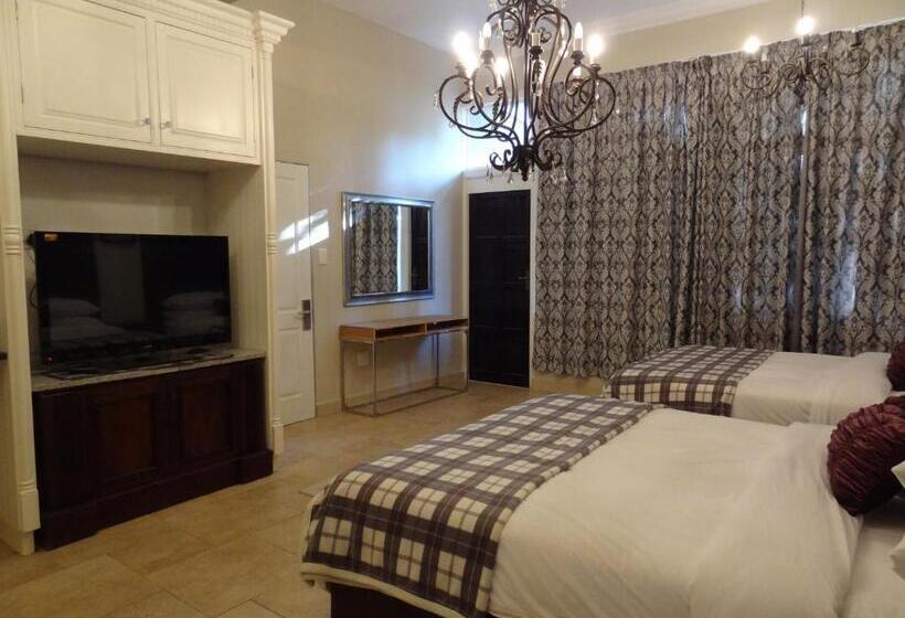 חדר משפחתי, Salsabeel Boutique