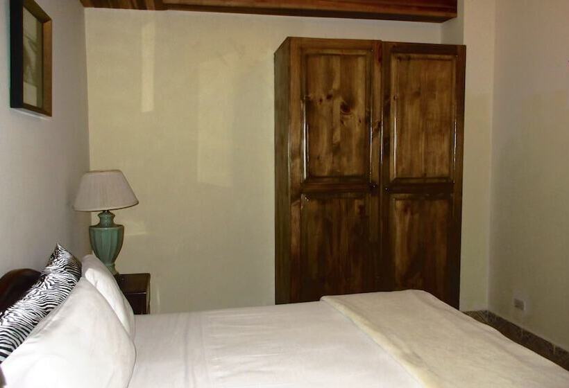 جناح إدارى, Apartotel Don Francisco
