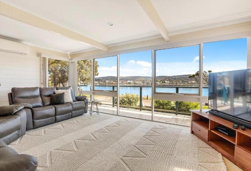 شقة ديلوكس غرفتين نوم, Lakeside Holiday Apartments Merimbula