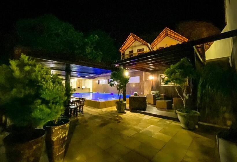 کلبه ییلاقی, Aruanã Chalés