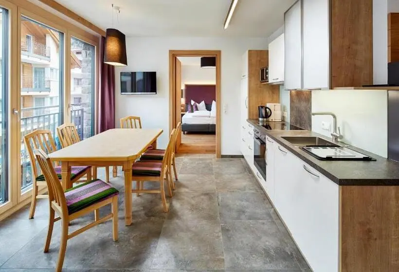 Balkonlu 1 Yatak Odalı Daire, Gletscherblick B&b