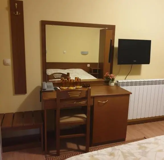 اتاق استاندارد سه نفره, Guesthouse Kiritsovi