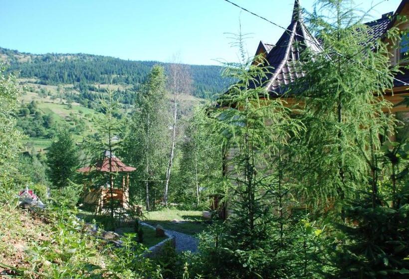 سوییت جونیور, Kraevyd