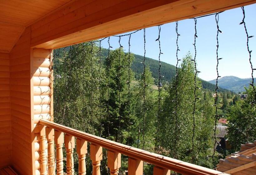 سوییت جونیور, Kraevyd