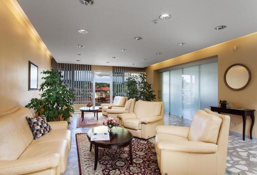 سوئیت پرزیدنت, Mineraliniai Apartamentai