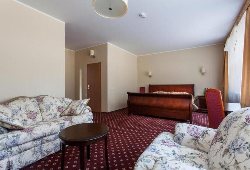 سوییت, Mineraliniai Apartamentai