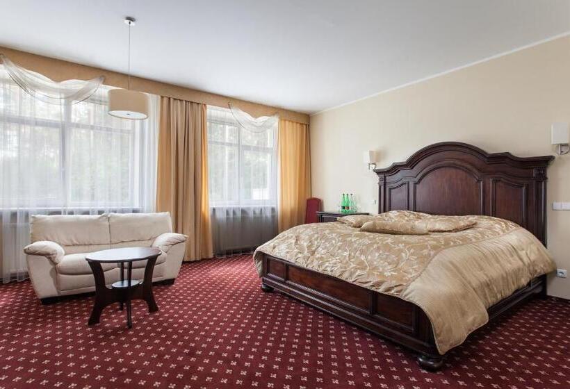 سوییت, Mineraliniai Apartamentai