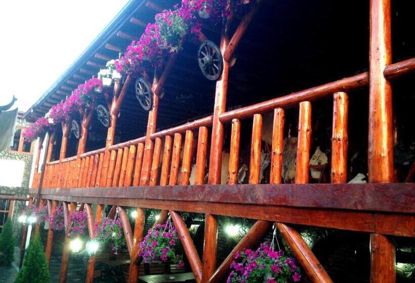 غرفة قياسية, Pensiunea Adriano