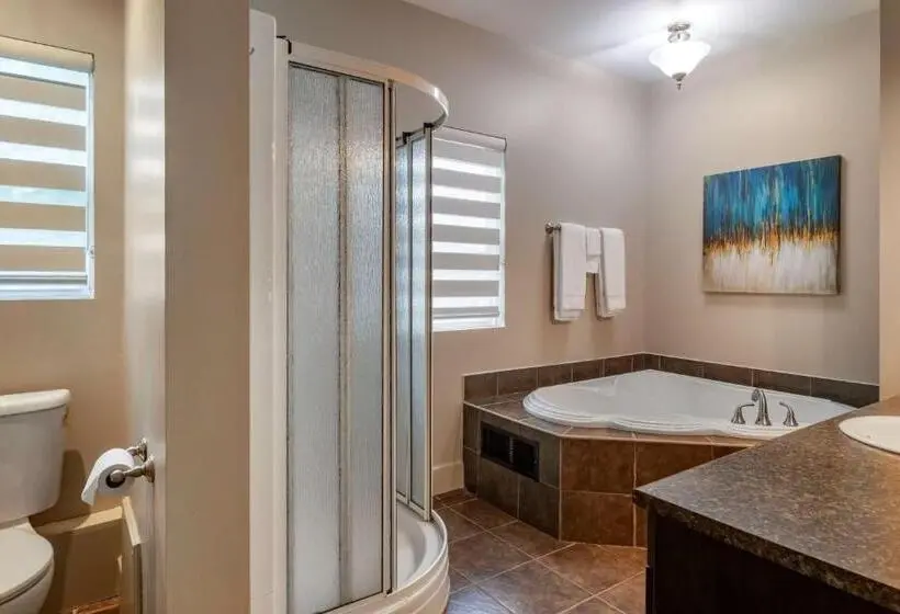 Sviitti King-vuode, Dannys Hotel Suites; Surestay Collection By Best Western