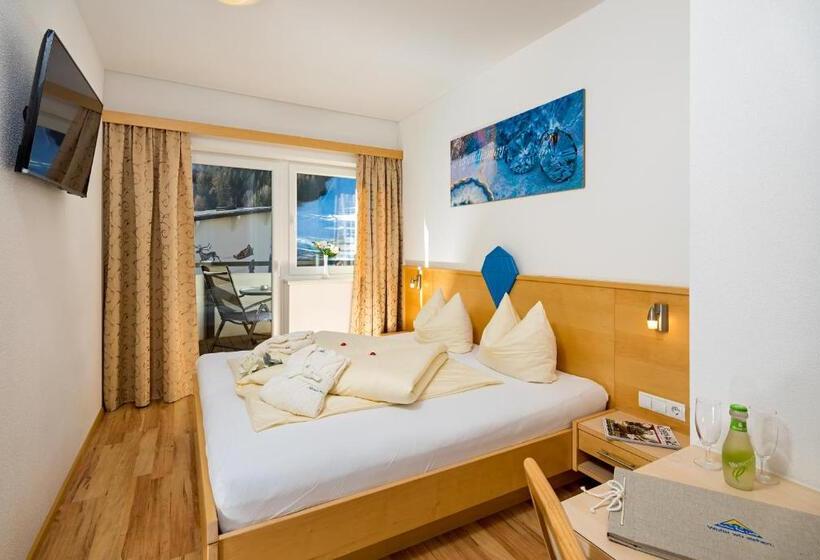 Апартаменты 2 Спальни, Aparthotel Alpendiamant Serfaus Wachter Gmbh