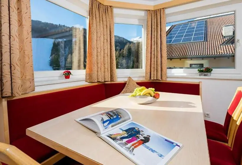 ３ベッドルームアパートメント, Aparthotel Alpendiamant Serfaus Wachter Gmbh
