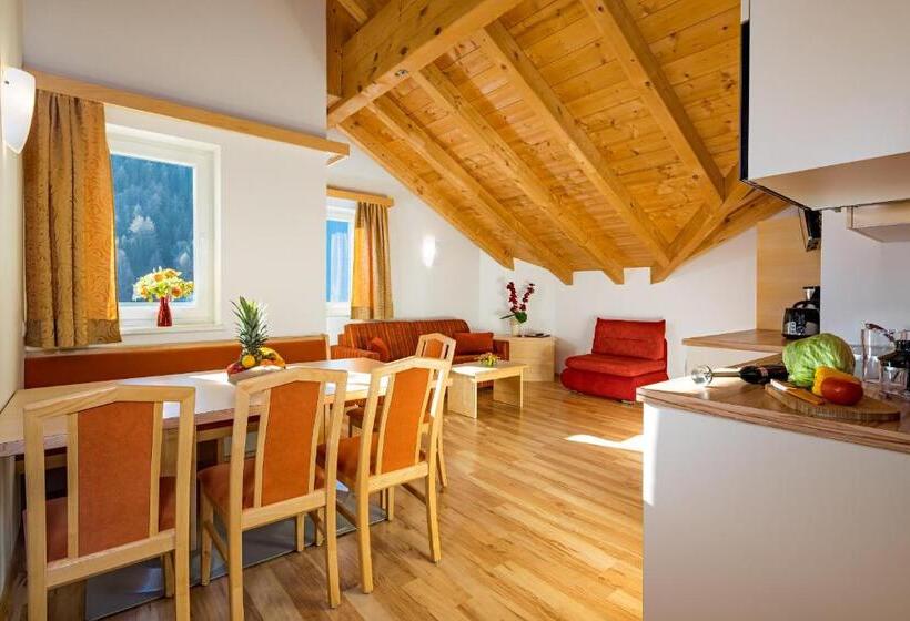 Апартаменты 3 Спальни, Aparthotel Alpendiamant Serfaus Wachter Gmbh