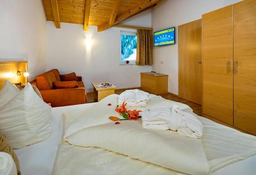 Апартаменты 2 Спальни, Aparthotel Alpendiamant Serfaus Wachter Gmbh