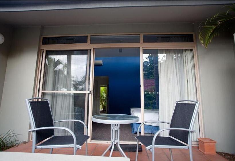 جناح ديلوكس, Nautilus Beachfront Villas & Spa