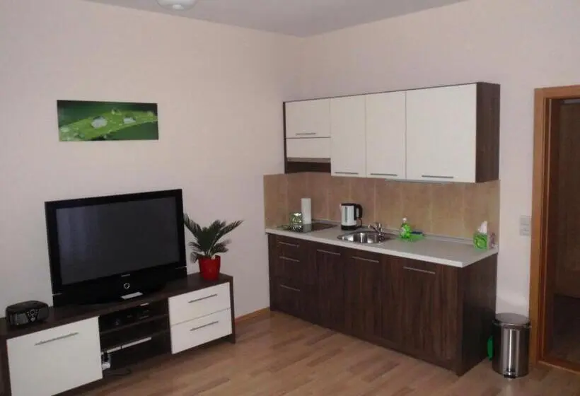 スタンダードトリプルルーム, Park   2 Izbové Apartmány Na Prenájom