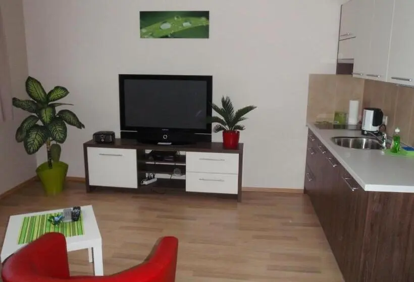 スタンダードトリプルルーム, Park   2 Izbové Apartmány Na Prenájom