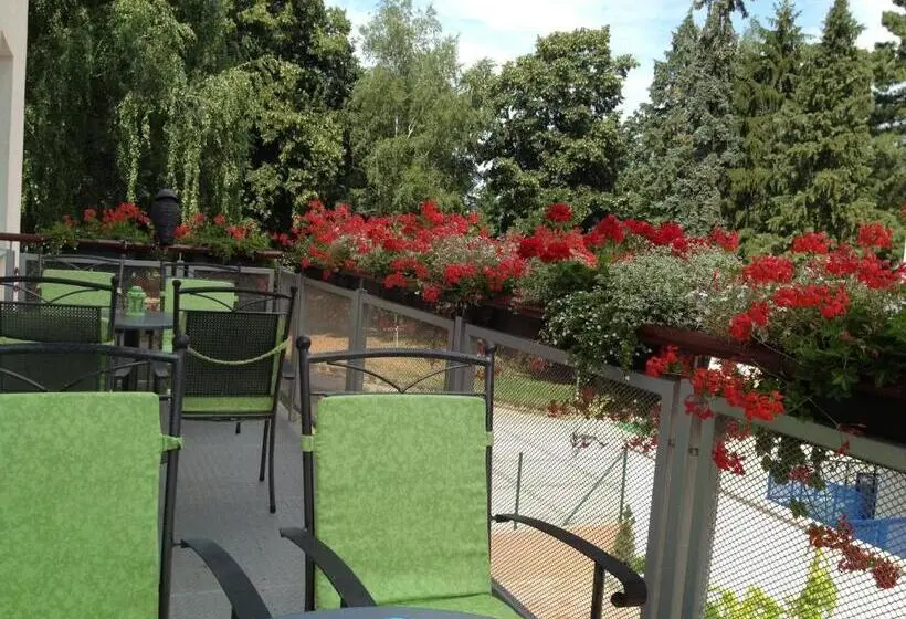 スタンダードトリプルルーム, Park   2 Izbové Apartmány Na Prenájom