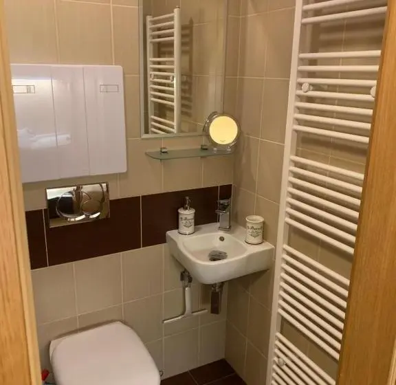 １階の１ベッドルームアパートメント, Park   2 Izbové Apartmány Na Prenájom