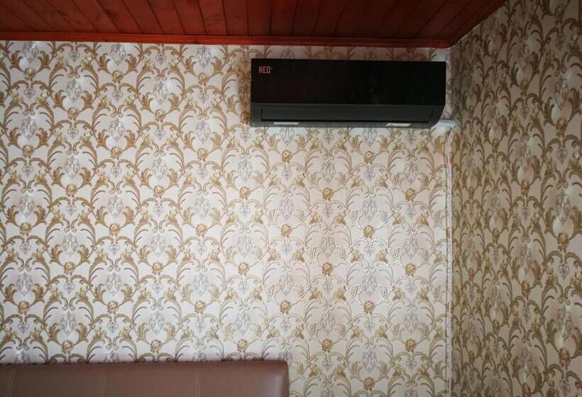 Ortak Banyolu Standart Oda, At Chorbadzhiykata