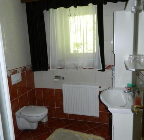 اتاق استاندارد, Sobe Apartma Milena