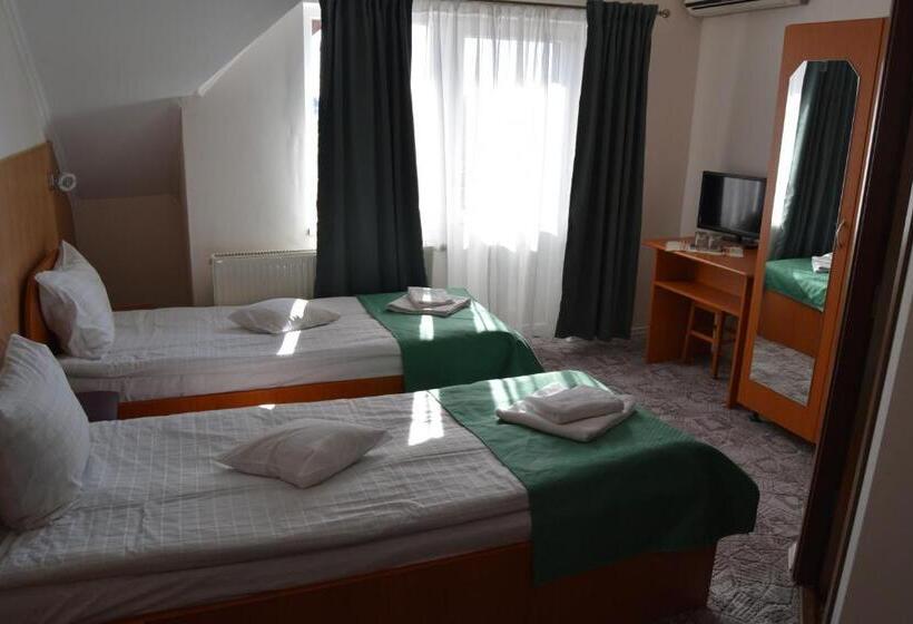 スタンダードルーム, Pension Larisa