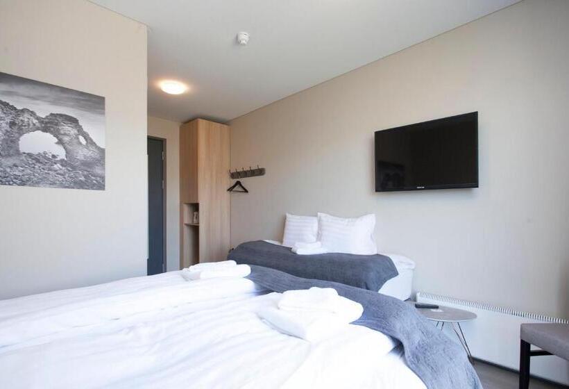 اتاق راحتی سه تخته, Arnarstapi