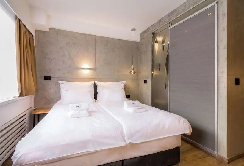 اتاق استاندارد, Level Luxury Suites