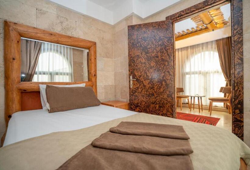 キングサイズベッドのスタンダードルーム, Pasha Palace