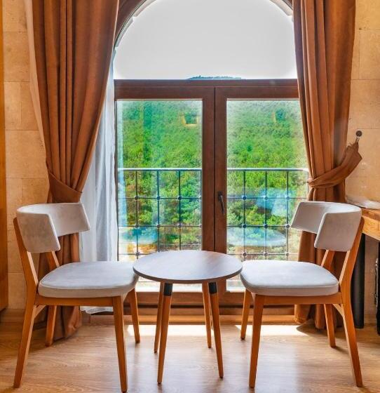 キングサイズベッドのスタンダードルーム, Pasha Palace