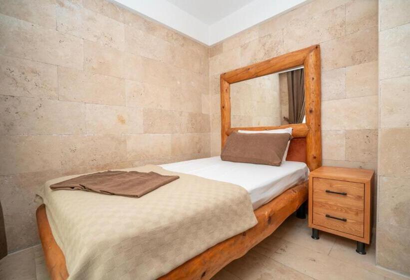 キングサイズベッドのスタンダードルーム, Pasha Palace