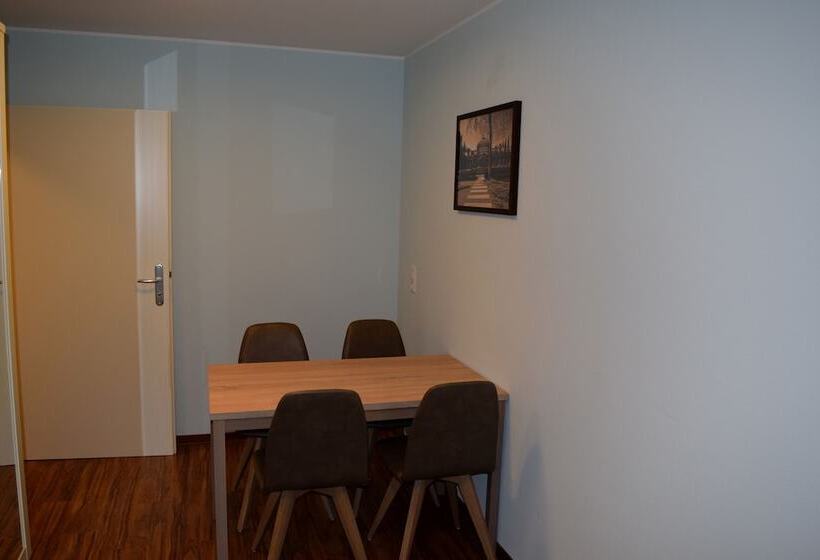 חדר משפחתי, Trip Inn Residence City Center